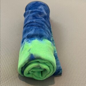 Full size Yoga mat towel with grip dots on back